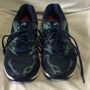 Asics 20 women’s blue athletic tennis shoes 10.5